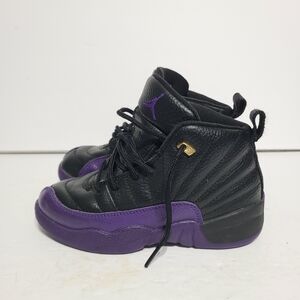 B6 Nike Air Jordan 12 Retro Shoes Boys 12C Black Purple Basketball 151186-057